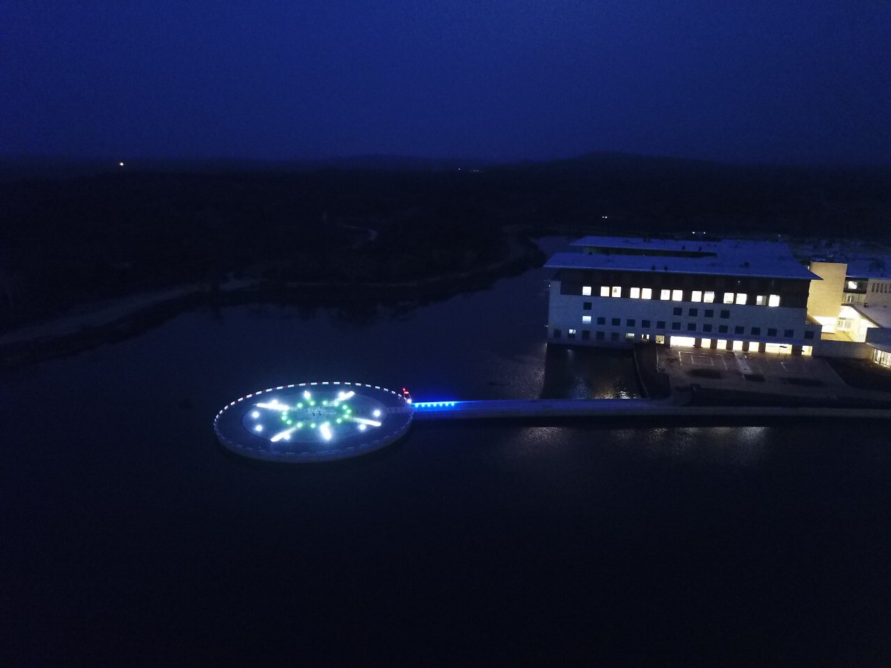 Heliport Columbia at night