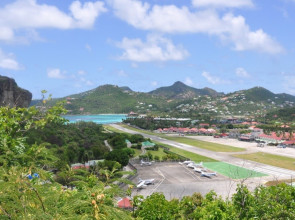 Saint Barth Airport lighting system